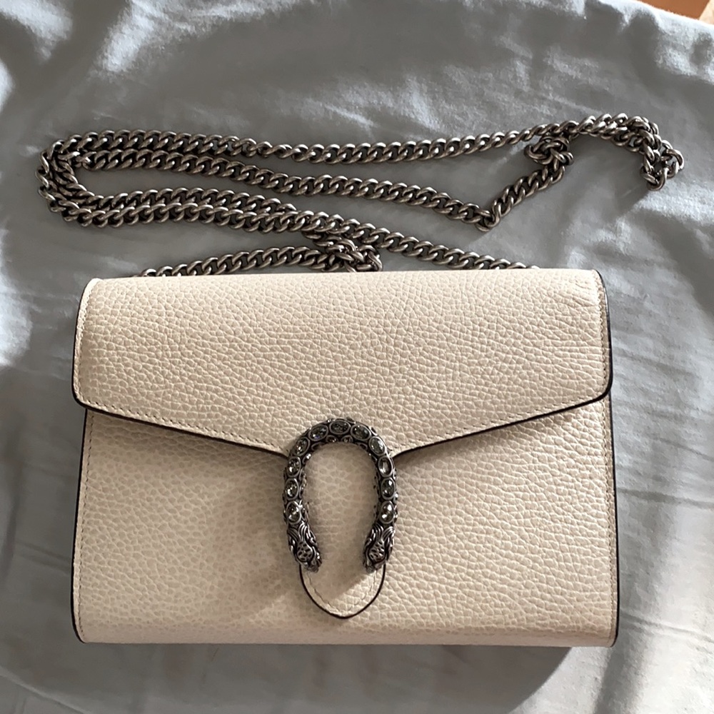 Gucci - Picture 2 of 3